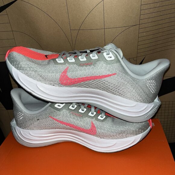 NEW Nike Pegasus Plus Hot Punch Running Shoes FQ7261 001 Women Size 10 - Picture 2 of 6